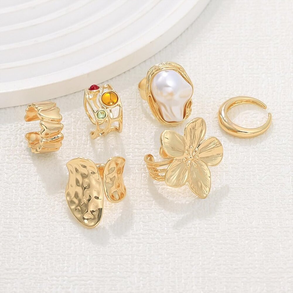 Chunky Gold Rings For Women - Non Tarnish Stackable Flower & Pearl Set 6pcs View 5